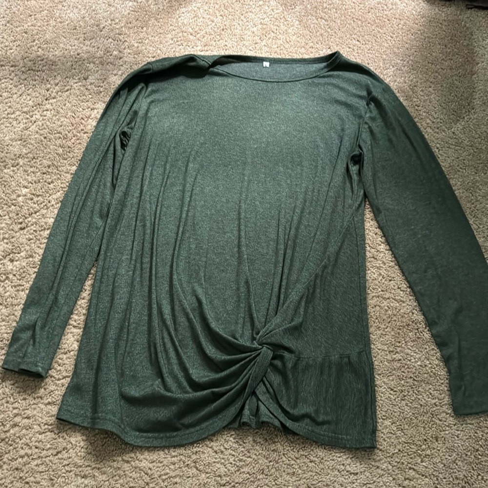 Twisted Knot tunic size large